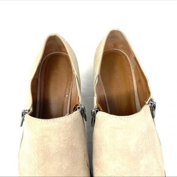 Indigo Rd. Booties - Picture 8 of 9